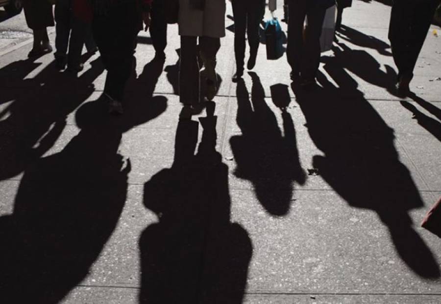Στους 905.444 οι εγγεγραμμένοι άνεργοι τον Ιούλιο