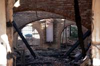 Κάηκε ολοσχερώς η ιστορική οινοποιία «Achaia Clauss» - Σε εξέλιξη οι έρευνες για τα αίτια της πυρκαγιάς