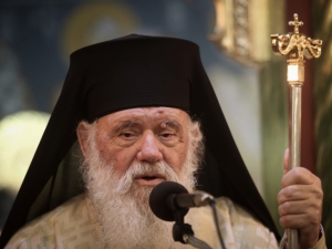 Εκπρόσωπος Αρχιεπισκοπής: Στον Ιερώνυμο εφαρμόζονται τα πρωτόκολλα που ακολουθούνται για κάθε νοσούντα