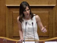 Επικεφαλής στο Επικρατείας και Εκπρόσωπος Τύπου η Έφη Αχτσιόγλου