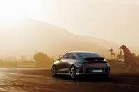 Tριπλή διάκριση στα World Car Awards για το Hyundai Ioniq 6