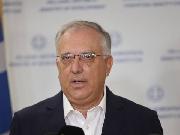 Τ. Θεοδωρικάκος: Μείωση τιμών σε 1.740 προϊόντα με μέσο όρο 9,5%