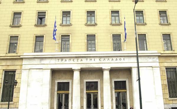 «Παγωμένα» τα επιτόκια καταθέσεων και τον Απρίλιο