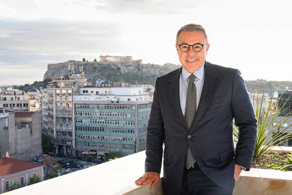 Alpha Bank: Προσαρμοσμένα κέρδη 221 εκατ. στο τρίμηνο