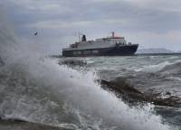 Κανονικά από το μεσημέρι τα δρομολόγια πλοίων από Πειραιά και Λαύριο - Aπαγόρευση απόπλου από Ραφήνα
