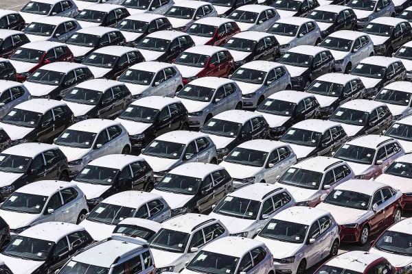 Κατά 17,6% υποχώρησαν οι πωλήσεις αυτοκινήτων στην Ευρώπη τον Αύγουστο