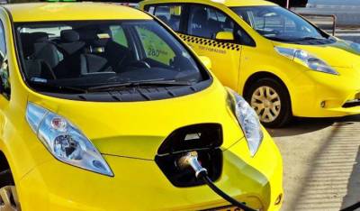 Υπ. Μεταφορών: Πληρωμή 22.000 ευρώ για το πρώτο «πράσινο» ταξί