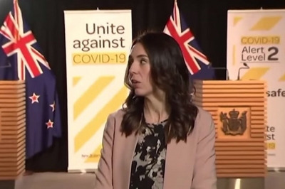 Σεισμός στη Νέα Ζηλανδία: Η αντίδραση της πρωθυπουργού on camera ενώ έδινε συνέντευξη