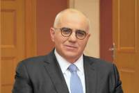 Καραμούζης (ΕΤΕ): Εφικτός ο στόχος για έσοδα των 18,2 δισ. ευρώ από τον τουρισμό το 2023