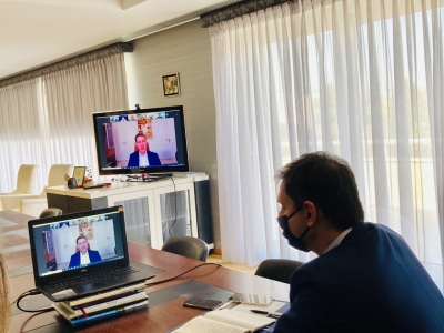 Το άνοιγμα της κρουαζιέρας συζητήθηκε σε τηλεδιάσκεψη του Χάρη Θεοχάρη με εκπροσώπους του κλάδου