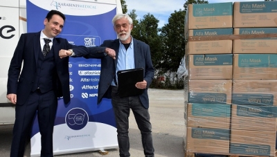 Karabinis Medical: Δωρεά 100.000 προστατευτικών μασκών προσώπου