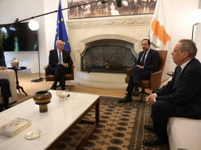 Δένδιας: «Η Ελλάδα θα δώσει όποια βοήθεια μπορεί στην Κύπρο»