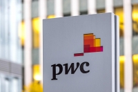 PwC Greece - Annual Finance Update for the Shipping Industry