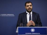 Μαρινάκης για ομόφυλα ζευγάρια: «Ο νόμος θα ψηφιστεί – Δεν νομοθετεί η Εκκλησία»