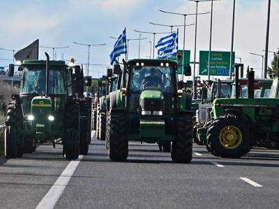 Κομμένη στα δύο η Ελλάδα: Κλειστή η Αθηνών – Λαμίας στο Κάστρο και η γέφυρα της Χαλκίδας - Νέο μήνυμα Μαρινάκη: Δεν έχει άλλα μέτρα