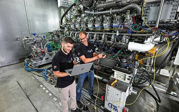Rolls-Royce successfully tests first pure methanol marine engine – milestone for more climate-friendly propulsion solutions