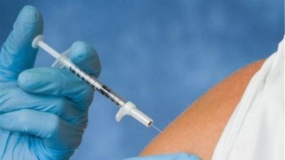 Βρετανία: Τα εμβόλια Pfizer και AstraZeneca αποτελεσματικά κατά της ινδικής παραλλαγής του κορωνοϊού