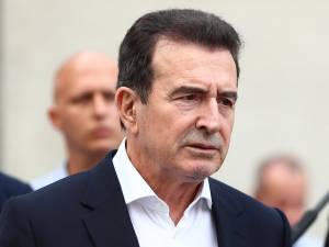 Μ. Χρυσοχοΐδης: Μπλόκο στις μισθώσεις διαμερισμάτων όπου διαμένουν δεκάδες μετανάστες