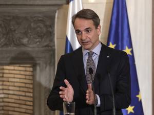 Μητσοτάκης: Μόνιμες αυξήσεις σε μισθούς, συντάξεις και επιδόματα