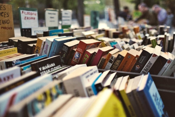 ΟΑΕΔ: Από την Παρασκευή οι αιτήσεις για το πρόγραμμα χορήγησης επιταγών αγοράς βιβλίων