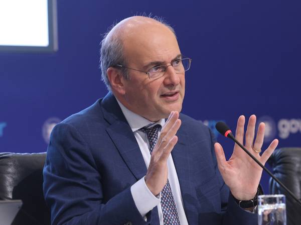Κ. Χατζηδάκης: Σε ισχύ μόνο οι εγκύκλιοι που αναρτώνται στις ιστοσελίδες των φορέων