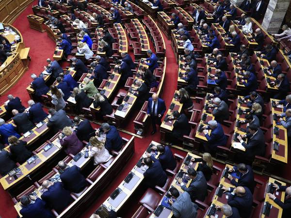 ΟΠΕΚΕΠΕ: Άρση ασυλίας και για τους 13 βουλευτές της ΝΔ