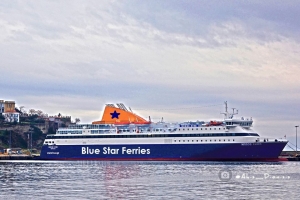 Στο λιμάνι της Κάσου προσέκρουσε ελαφρά το "Blue Star Patmos"
