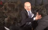 Τουρκία: Σάλος με δημοσιογράφο που χαστούκισε τεχνικό στον αέρα