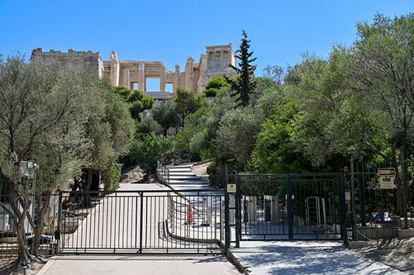 Καύσωνας: Κλειστοί μέχρι και την Κυριακή οι αρχαιολογικοί χώροι στην Αθήνα