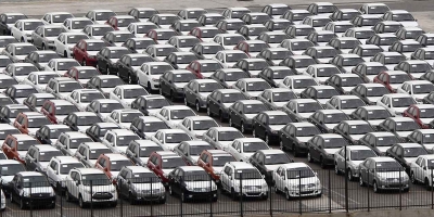 Πτώση 37% στις ταξινομήσεις νέων αυτοκινήτων τον Ιούνιο