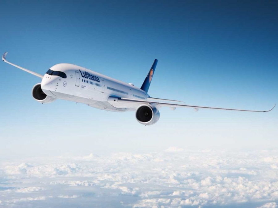 Lufthansa: Συρρίκνωσε τις ζημιές χάρη στην ανάκαμψη της ταξιδιωτικής κίνησης