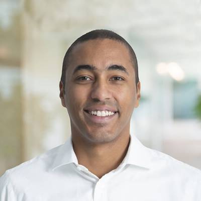 Intralot: Νέος CEO ο Robeson Mandela Reeves