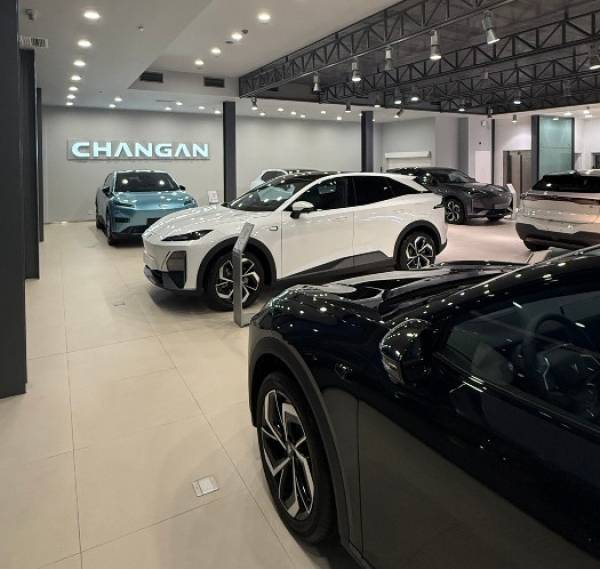 Βελμάρ: Νέα Showrooms Changan σε Αθήνα, Κρήτη και Θεσσαλονίκη