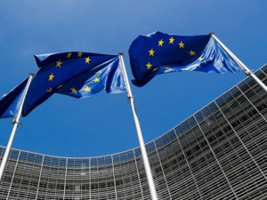 Συμφωνία ΕΕ-Pfizer για άλλες 200 εκατομμύρια δόσεις του εμβολίου