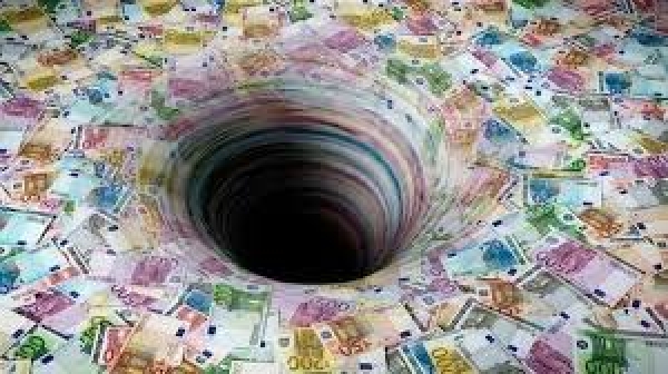 Στα €333,74 δισ. σκαρφάλωσε το δημόσιο χρέος το β΄ τρίμηνο