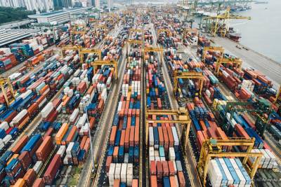 ΕΛΣΤΑΤ: Αυξημένες κατά 41,1% οι εξαγωγές στο εννεάμηνο