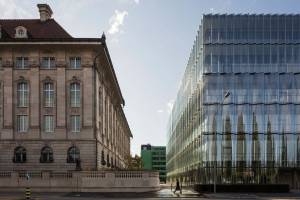 Swiss Re announces new appointments in Asia and North America