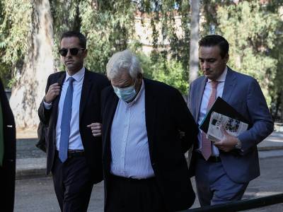 Folli Follie: Στο σπίτι θα εκτίσουν την ποινή Δημήτρης και Καίτη Κουτσολιούτσου - Στη φυλακή ο Τζώρτζης Κουτσολιούτσος
