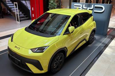 BYD: Το νέο ηλεκτρικό DOLPHIN SURF στο Golden Hall