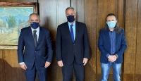 Δέσμευση του Υπουργού Εσωτερικών στο Ε.Ε.Α. για παράταση του χρόνου μισθώσεων δημόσιων και δημοτικών κοινόχρηστων χώρων, οι οποίες λήγουν