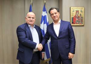 Η ψηφιακή κάρτα εργασίας στο επίκεντρο της συνάντησης ΓΣΕΒΕΕ - Άδ. Γεωργιάδη