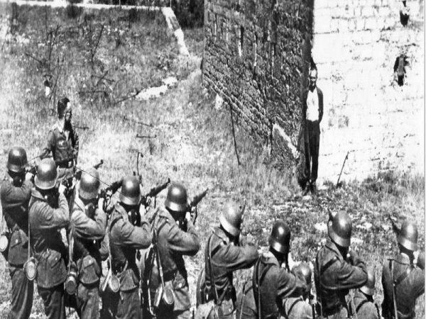 Κατοχή και αποζημιώσεις στη γερμανική Bουλή