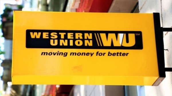 Western Union: Κλείνει όλα τα υποκαταστήματά της στην Κούβα