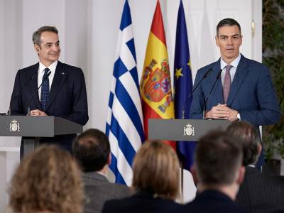Σάντσεθ: Η Ελλάδα πέρασε την κρίση του ευρώ και προεδρεύει στο Eurogroup