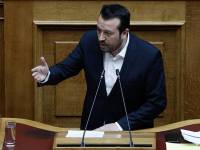 Ν. Παππάς: Εξώδικα σε Manifesto, Ελεύθερο Τύπο και Γ. Πρετεντέρη