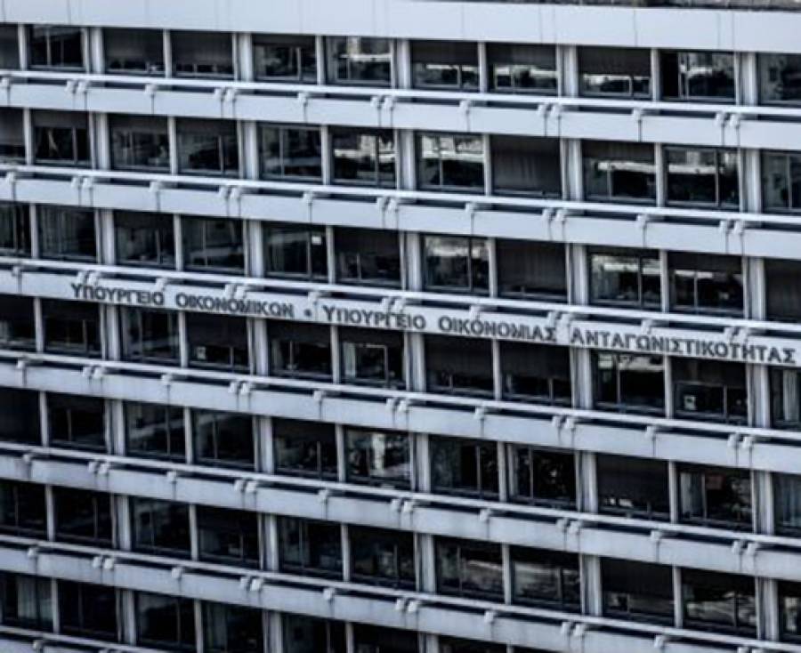 Φορολογικό νομοσχέδιο: Παραδείγματα εφαρμογής του νέου συστήματος για τους ελεύθερους επαγγελματίες από το ΥΠΟΙΚ