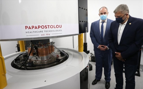 Εγκαινιάστηκε στο Νοσοκομείο «Μεταξά» το πρώτο μικρό κύκλοτρο -μηχανολογικός εξοπλισμός- για πρώτη φορά στην Ελλάδα